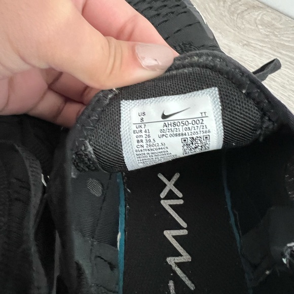 Nike 270s - Picture 4 of 4